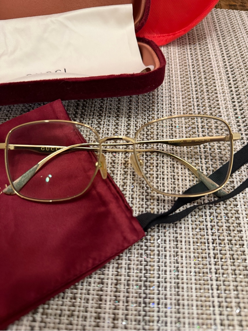Vintage Gucci prescription glasses with case and travel bag - Picture 8 of 8